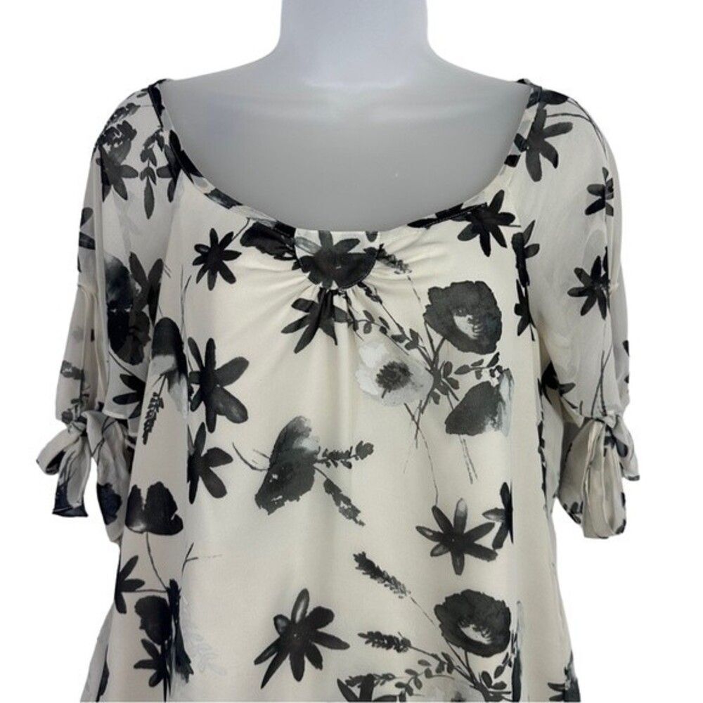 Ann Taylor Loft Cream & Flower Patterned Blouse Sz S